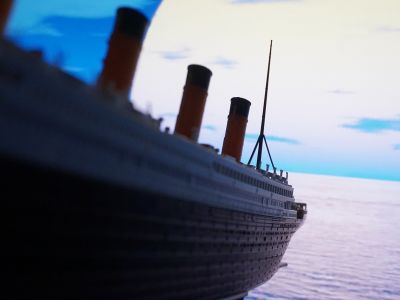 Hvem synger Titanic-sangen?